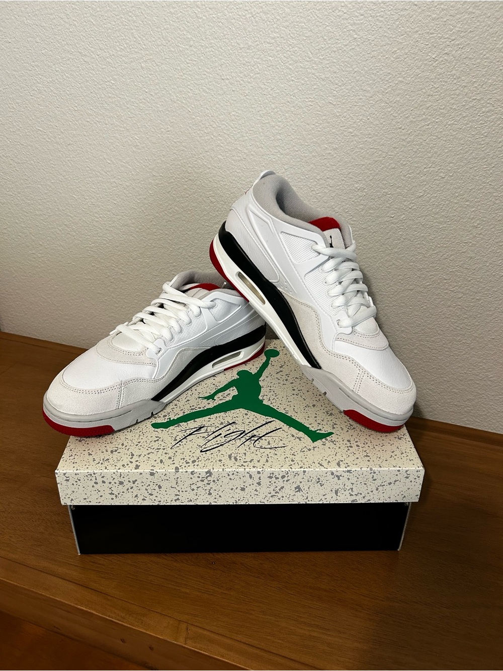 Air Jordan 4 RM SNEAKERS SZ 9.5